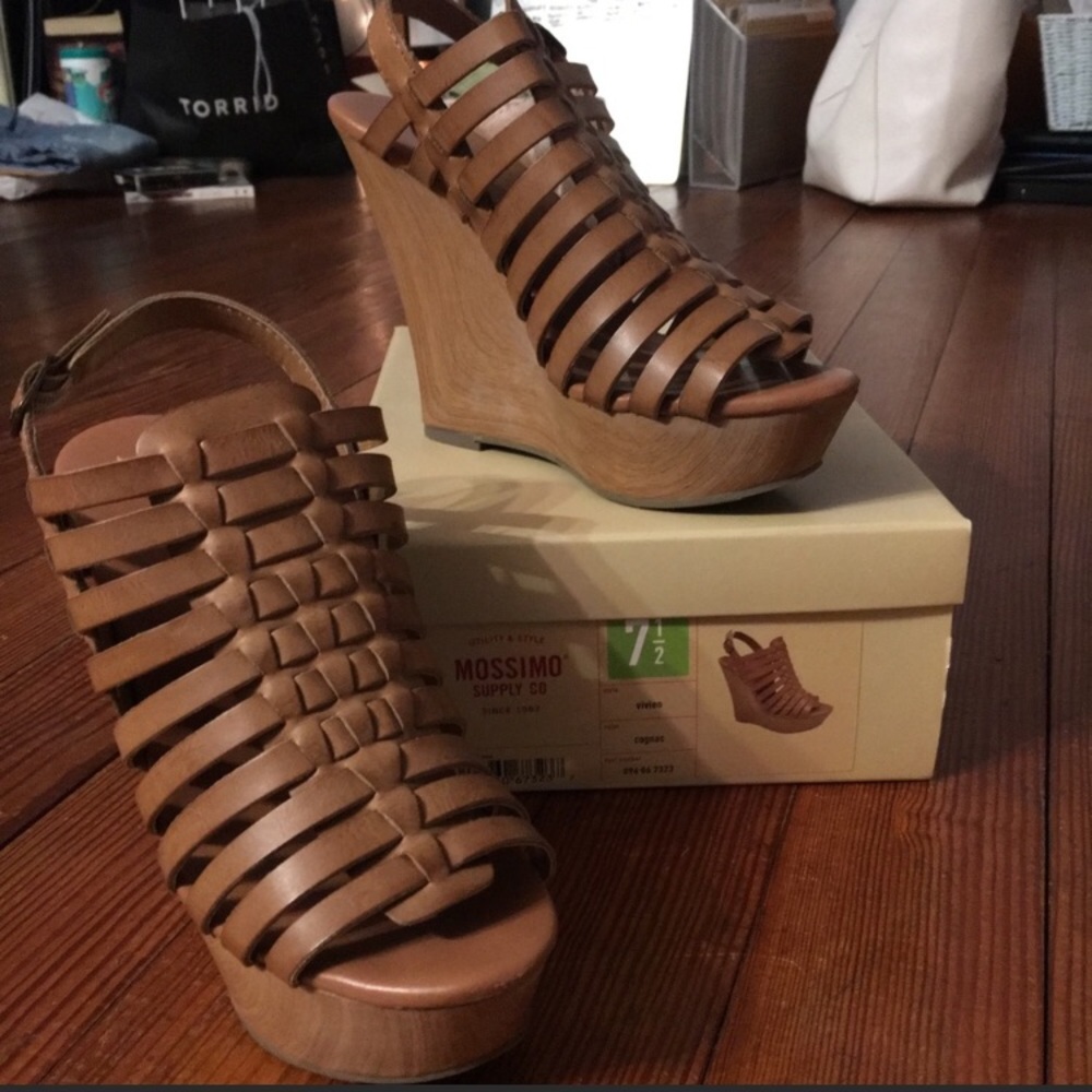 Mossimo Brown Wedges